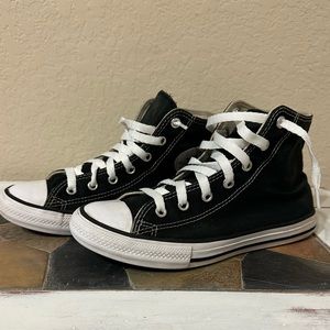 Converse Black Hi-top Size 3Y